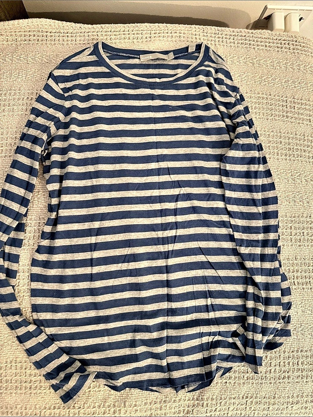 Vince. Striped Long Sleeve Tee in Blue & Gray Size Small